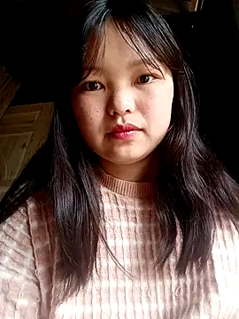 XoiXoi232 online show from March 18, 1:09 am