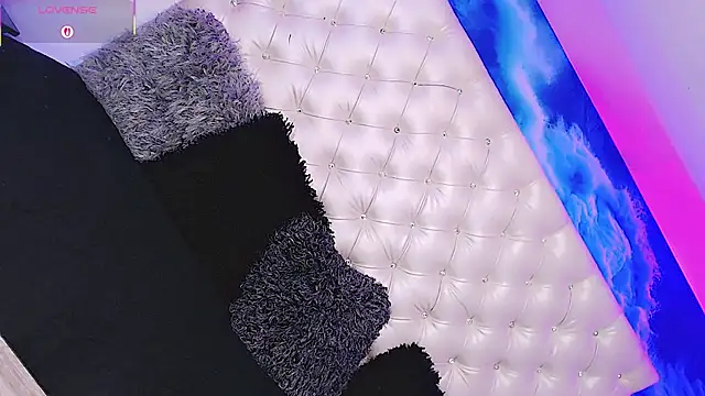 Milla Star  online show from November 3, 11:33 am