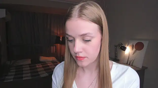 Snapshot of OdellaFrake chatting on October 3, 7:55 pm OdellaFrake online show from October 3, 7:55 pm