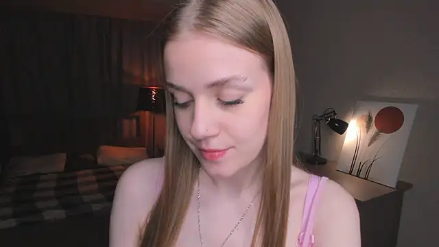 Snapshot of OdellaFrake chatting on October 4, 7:45 pm OdellaFrake online show from October 4, 7:45 pm