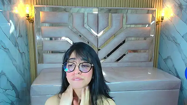 zoe r  online show from October 10, 3:16 am