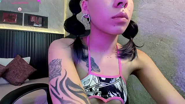 dark  nymph online show from September 19, 12:17 pm