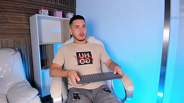 Axel grey  online show from September 19, 12:17 pm