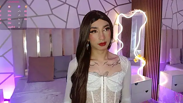 CYRUS TAY online show from March 7, 2:25 pm