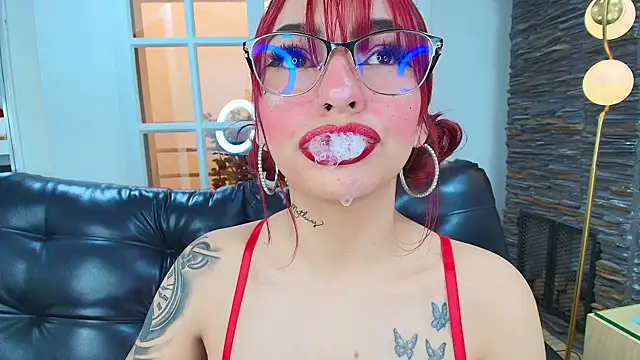 Snapshot of miss___abigail chatting on October 22, 6:07 pm miss abigail online show from October 22, 6:07 pm