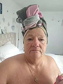 Angeldelightt online show from October 31, 12:17 pm