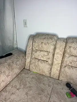 Alysson LS online show from December 4, 1:26 am