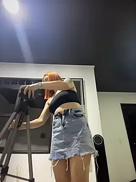 Alysson LS online show from February 7, 3:10 am