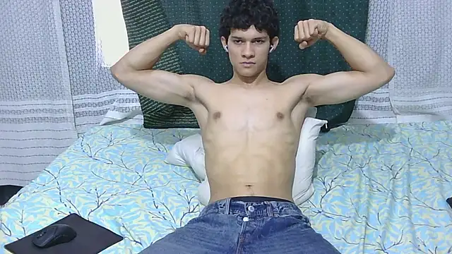 Samuel Hills II online show from February 2, 7:45 pm