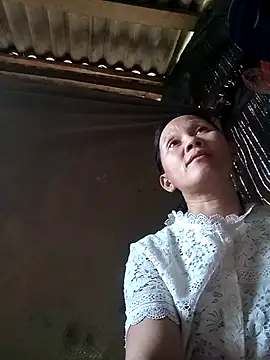 Snapshot of MaiHoa69 chatting on October 3, 2:52 am MaiHoa69 online show from October 3, 2:52 am