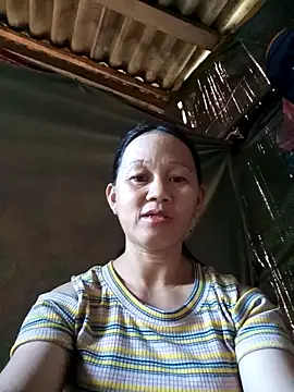 Snapshot of MaiHoa69 chatting on October 5, 1:04 am MaiHoa69 online show from October 5, 1:04 am