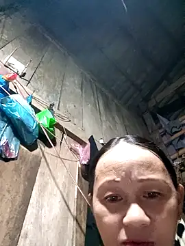 Snapshot of MaiHoa69 chatting on October 24, 12:23 pm MaiHoa69 online show from October 24, 12:23 pm