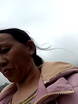 MaiHoa69 online show from December 5, 2:42 am