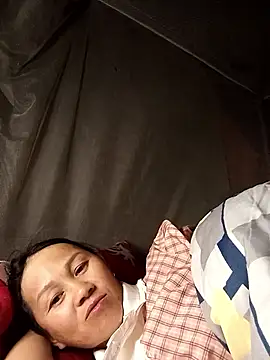MaiHoa69 online show from May 3, 2:12 pm