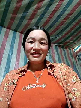 Bliss rose online show from November 21, 8:13 am