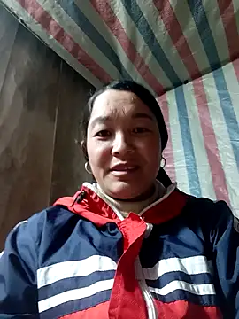 Bliss rose online show from January 10, 1:13 pm