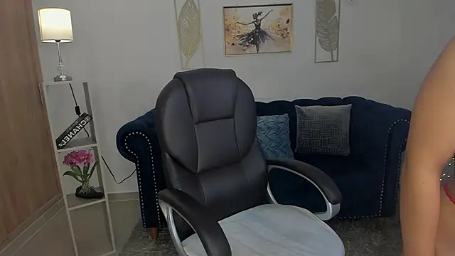 Saskia litt online show from October 20, 4:35 am