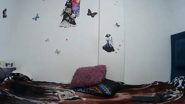 Snapshot of AddyStuart_ chatting on November 1, 3:41 am AddyStuart  online show from November 1, 3:41 am