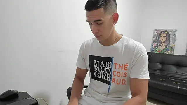 Mike3Xxx online show from September 10, 10:32 pm