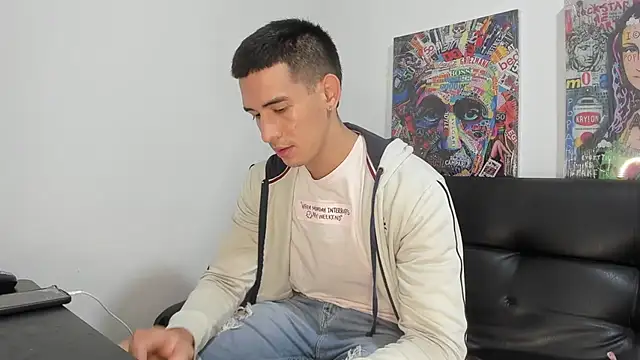 Mike3Xxx online show from October 5, 11:35 pm