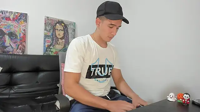 Mike3Xxx online show from October 20, 1:17 am