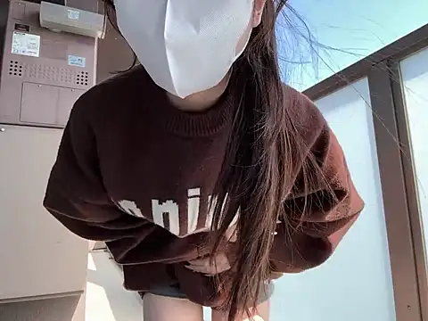 Snapshot of nano-da-u chatting on March 1, 2:13 am nano-da-u online show from March 1, 2:13 am