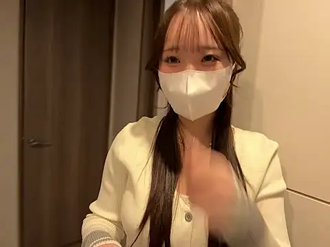 Snapshot of nano-da-u chatting on March 19, 11:47 am nano-da-u online show from March 19, 11:47 am