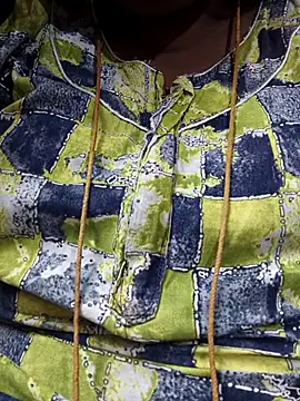 Snapshot of TAMIL_ELAKKIYA chatting on January 18, 1:37 pm TAMIL ELAKKIYA online show from January 18, 1:37 pm