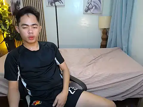 hot 8inchtwink online show from October 22, 11:15 pm