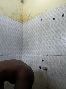 hotboy43339 online show from September 25, 5:22 am