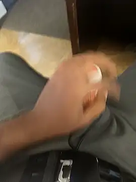 hotboy43339 online show from October 2, 2:18 am