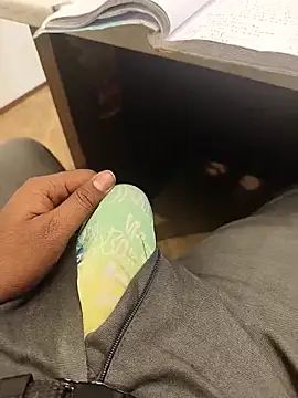 hotboy43339 online show from February 25, 2:54 am