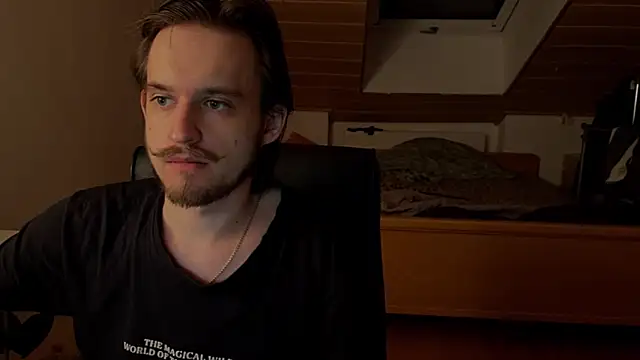 Snapshot of Bez3ybik chatting on March 18, 7:50 pm Bez3ybik online show from March 18, 7:50 pm