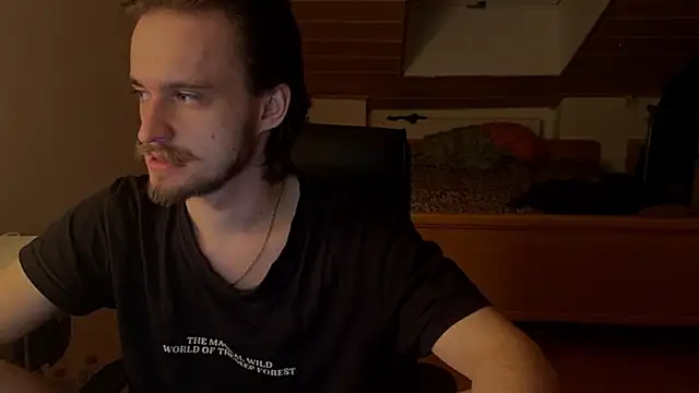 Snapshot of Bez3ybik chatting on March 22, 6:55 pm Bez3ybik online show from March 22, 6:55 pm