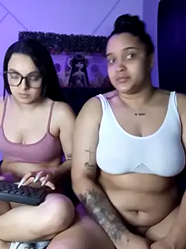 Snapshot of Sweet_Dirty_Baby chatting on February 22, 2:02 am Sweet Dirty Baby online show from February 22, 2:02 am