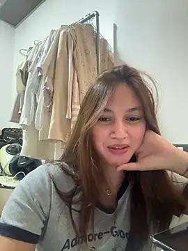 LanySylvia online show from May 20, 3:29 pm