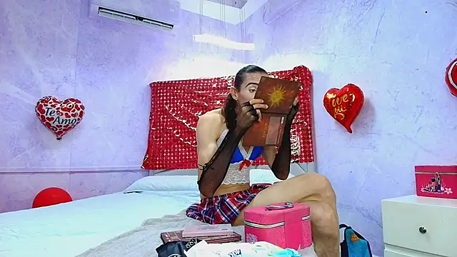 Snapshot of shantala_nastasiia chatting on September 27, 12:54 pm shantala nastasiia online show from September 27, 12:54 pm