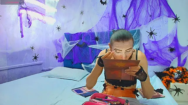 Snapshot of shantala_nastasiia chatting on October 12, 1:43 pm shantala nastasiia online show from October 12, 1:43 pm