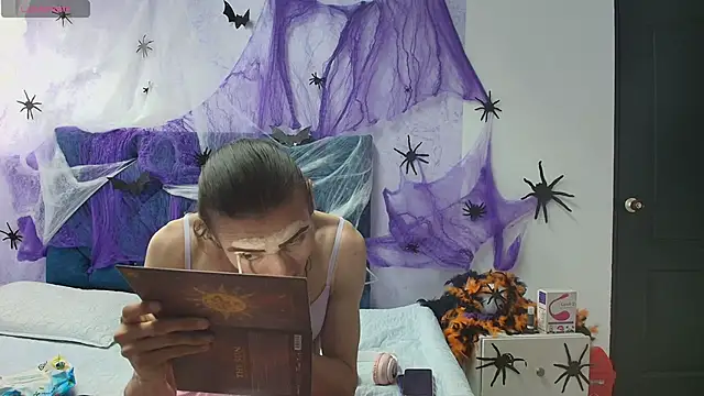 Snapshot of shantala_nastasiia chatting on October 13, 1:00 pm shantala nastasiia online show from October 13, 1:00 pm