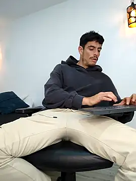 damian bull online show from September 11, 7:36 pm