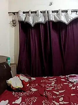 MEERAcle online show from March 20, 2:44 pm