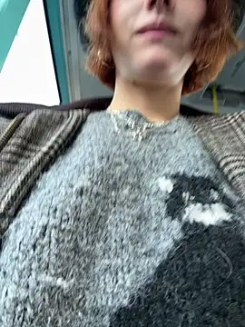 Snapshot of Only_April chatting on September 28, 2:11 pm Only April online show from September 28, 2:11 pm