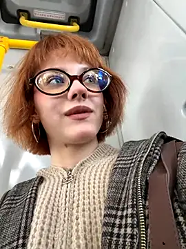 Snapshot of Only_April chatting on October 1, 9:48 am Only April online show from October 1, 9:48 am