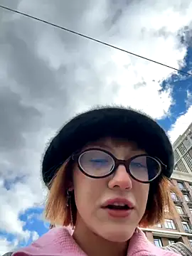 Snapshot of Only_April chatting on October 2, 10:11 am Only April online show from October 2, 10:11 am