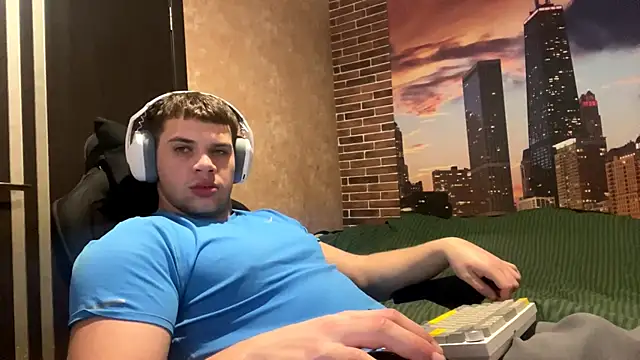 MusclePhantom online show from February 27, 10:32 pm