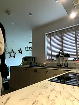 BELLABLACKXUK online show from November 22, 12:37 pm