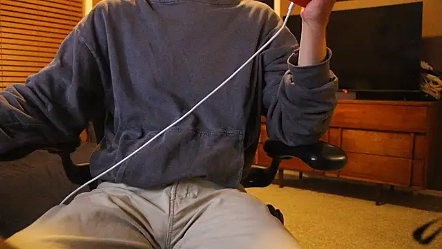 Snapshot of jjjjjfive chatting on February 24, 6:44 am jjjjjfive online show from February 24, 6:44 am