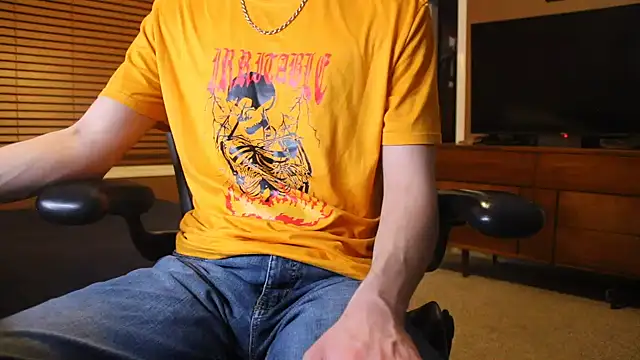 Snapshot of jjjjjfive chatting on March 5, 3:02 am jjjjjfive online show from March 5, 3:02 am