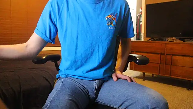 Snapshot of jjjjjfive chatting on March 8, 2:04 am jjjjjfive online show from March 8, 2:04 am