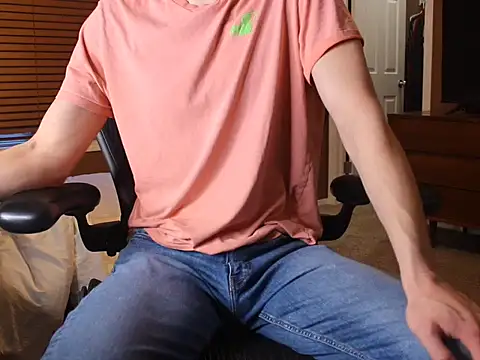 Snapshot of jjjjjfive chatting on March 16, 1:44 am jjjjjfive online show from March 16, 1:44 am